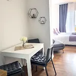 Апартаменты Goro *
