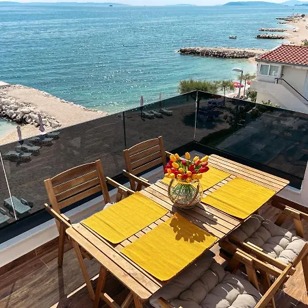 Goro Apartment Podstrana