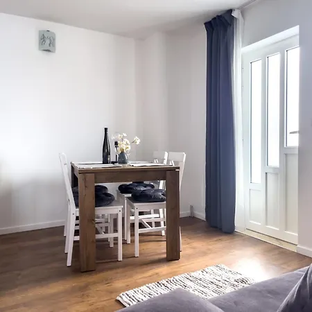 アパート Goro ポドストラナ