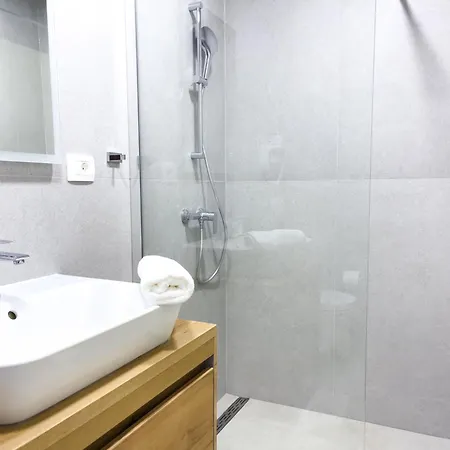 Goro Apartment *
